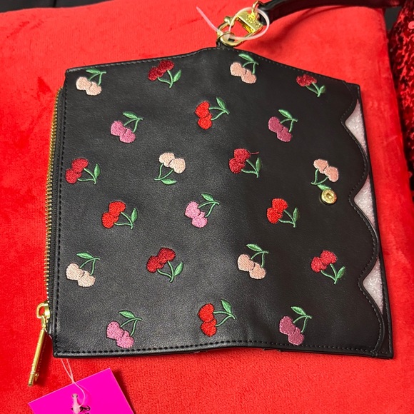 NWT Betsey Johnson Black and Red Cherry Wristlet - Picture 8 of 12